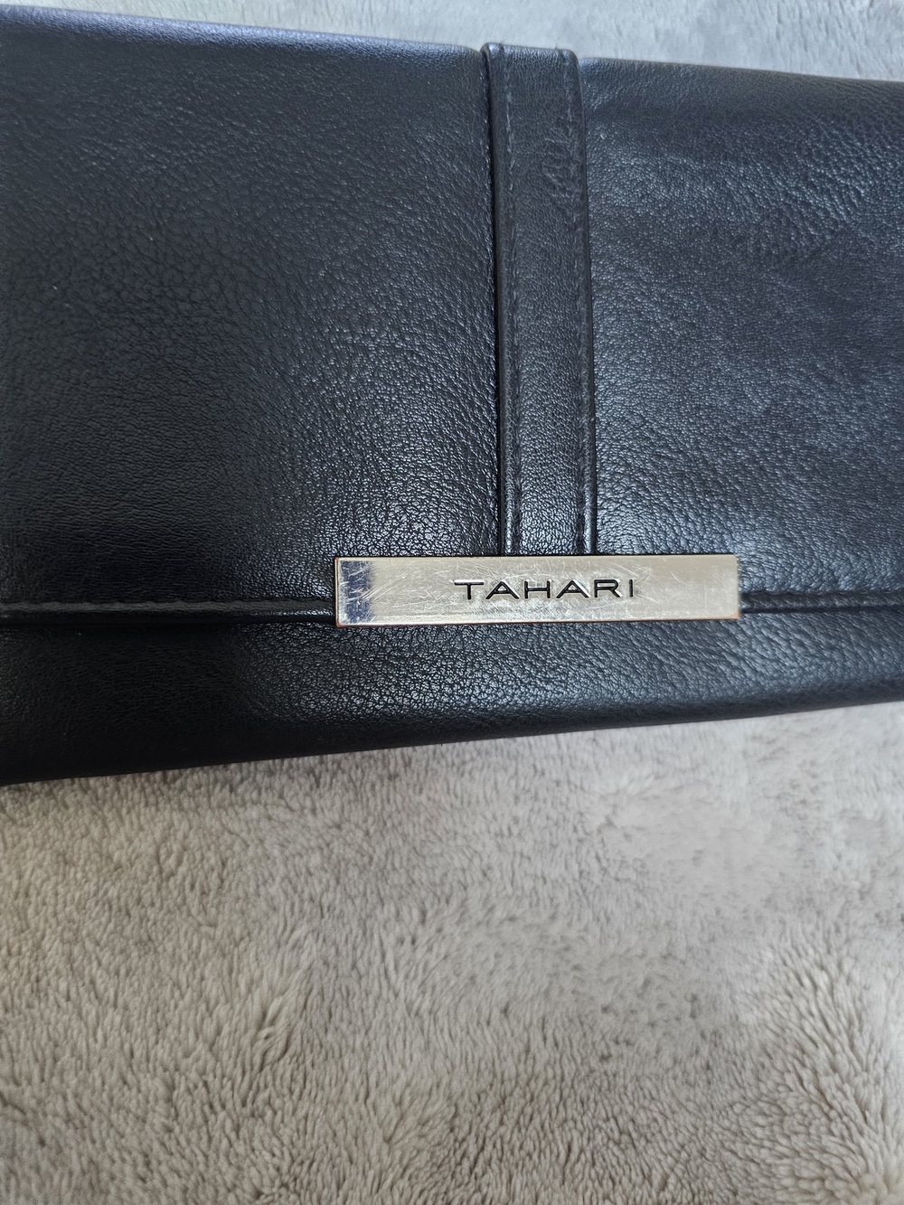 Tahari Women's Centerfold Trifold Clutch Wallet